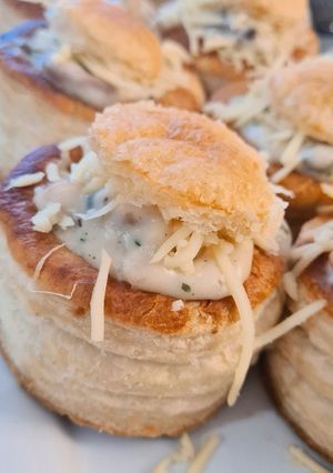 A picture of Seafood Vol-au-Vent 🦪🦐.