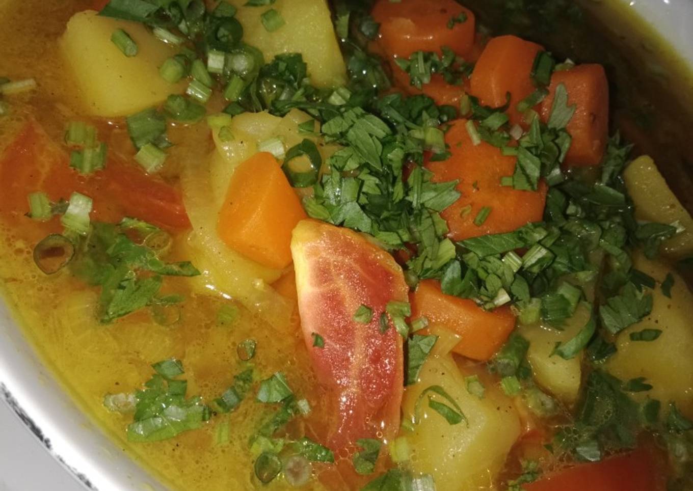 Sayur sop kaki ayam