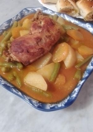 صورة لوصفة مرقة لوبيا ماشطو بالدجاج