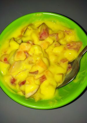 A picture of Custard fruit salad 🧑‍🍳🍹.
