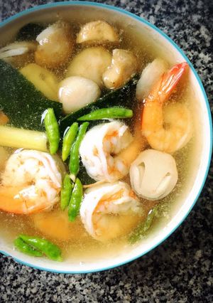 A picture of Clear Tom Yum Soup with Shrimp.