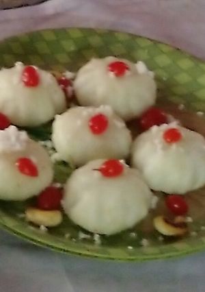 A picture of Odia Manda pitha.