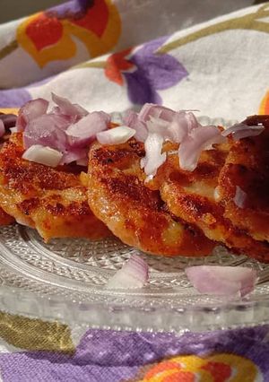 A picture of Aloo tikki.