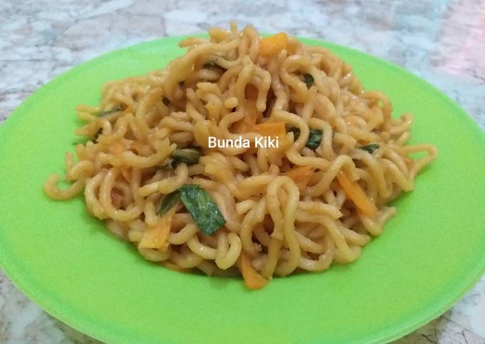 Resep Mie Goreng Burung Dara Sederhana, Enak