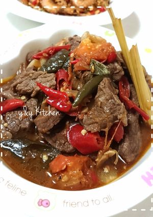 Foto resep Tumis daging sapi sandung lamur