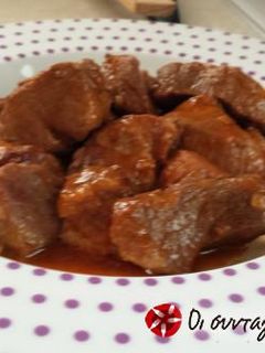 Φωτογραφία της συνταγής Κοκκινιστές μπουκίτσες χοιρινού ελαφρώς μεθυσμένες