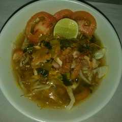 A picture of Soto Ayam.