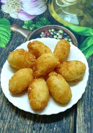 Hình của món Cơm nắm dừa chiên.