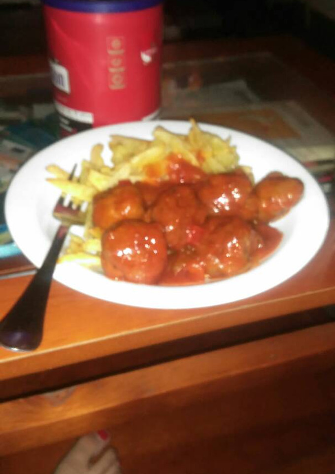 Una foto de Albóndigas en salsa de tomate