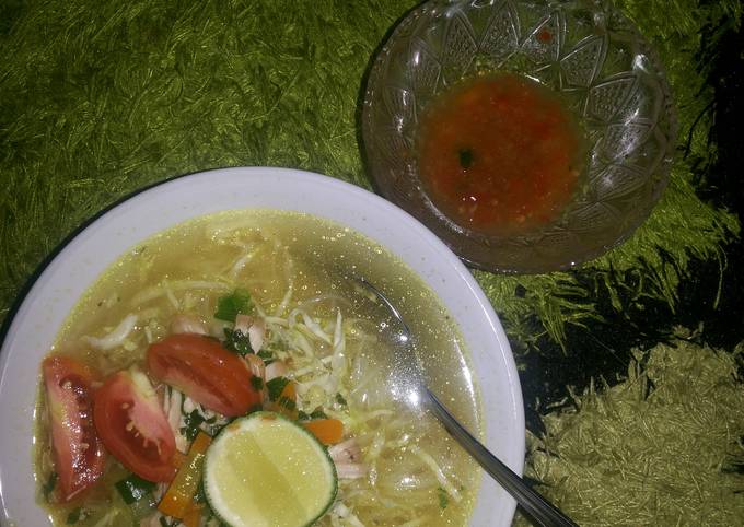 Soto Ayam Kuah Bening