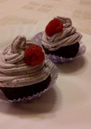 Málnás-áfonyás muffin recept fotója