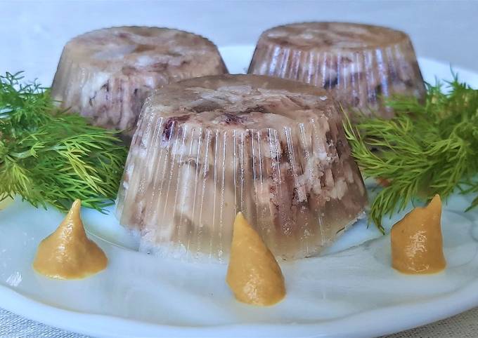 Холодец из свиной рульки и говядины