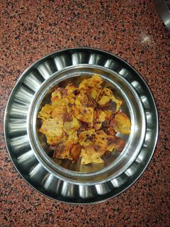 चटपटीत-कुरकुरीत पोळी (Kurkurit poli recipe in marathi) रेसिपी चे मुख्य फोटो