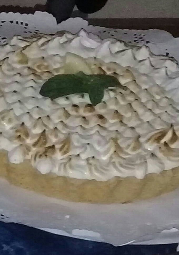 Una foto de Lemón Pie🍋😋