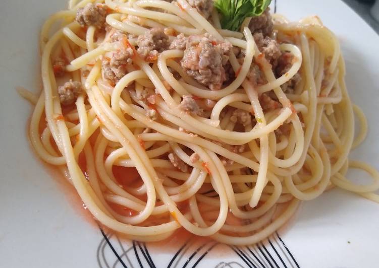 Spaghetti rojo con CARNE MOLIDA!! 🤤