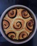 Bánh mì cuộn quế