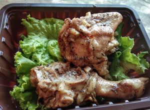 Foto resep DIET MAYO DAY 2 (Dinner) BAKED CHICKEN BASIL LEMON