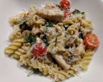 Easy Recipe Chicken and mushroom pasta in parmesan sauce Restaurant Style