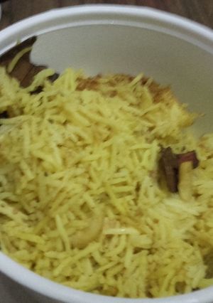 A picture of Basanti  pullav.