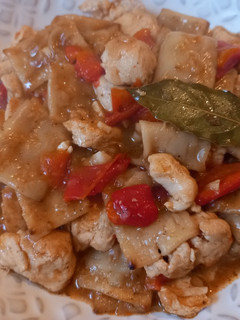 Una foto de Gazpachos manchegos con pollo