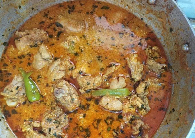 Mughlai chicken handi