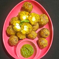 A picture of Khichdi Arancini.