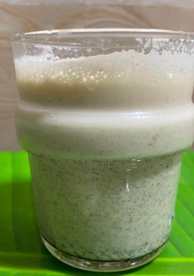 ராகி மில்க் ஷேக்(Ragi milkshake recipe in tamil) செய்முறை முக்கிய புகைப்படம்