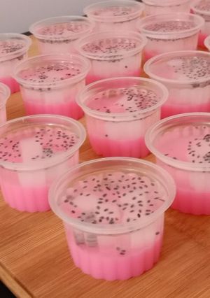 Foto resep Puding strawberry natadecoco