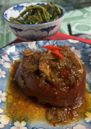 Hình của món Giò Heo Kho Tàu.