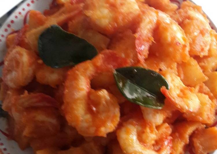 Sambal Prawn  Sambal  Balado Potato Prawn    in Chilli sauce Recipe by 