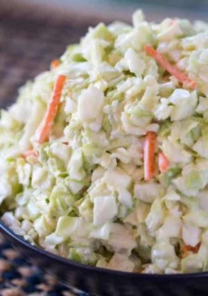 A picture of KFC Coleslaw/ Dressing.