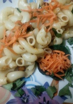 A picture of Carrot macaroni.