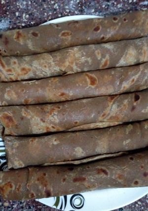 A picture of Brown chapati.