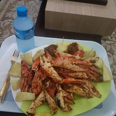 A picture of Seasoned crabs and irish potatoes.