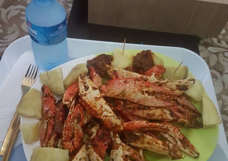 Seasoned crabs and irish potatoes