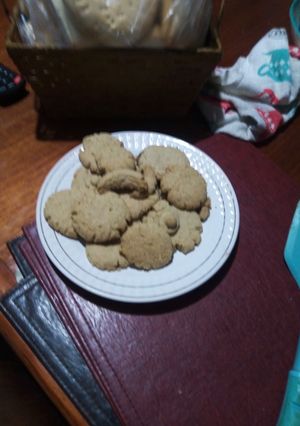 Una foto de Galletitas de limón🍋 con harina de avena y sin huevo