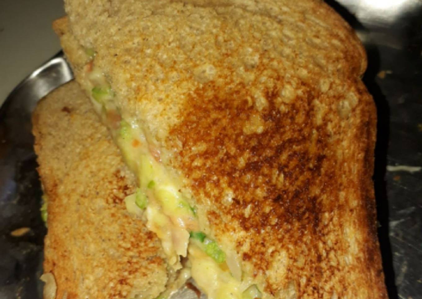 Mix veg. Mayo Sandwich