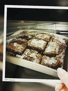 A picture of AMIEs easy BROWNIEs.