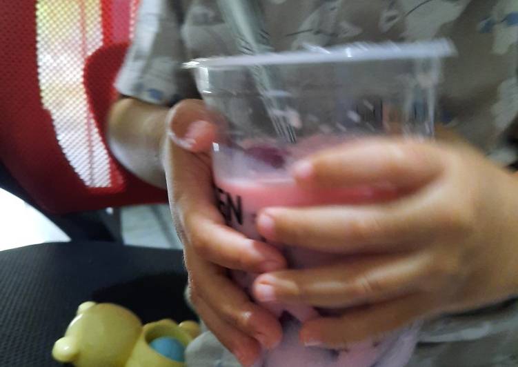 Resep Es susu jelly cemilan sehat  buat anak  yang mutsh dan 