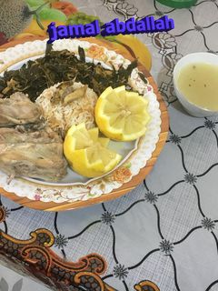 صورة لوصفة ملوخية بالدجاج