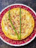 Tortilla de garbanzos y cebolla 🥚🫘🧅 más de 30 gramos de proteína 💪🏼 comida resuelta y opción vianda