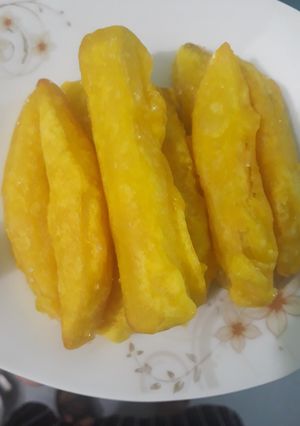 Hình của món Khoai lang chiên lắc bơ đường.