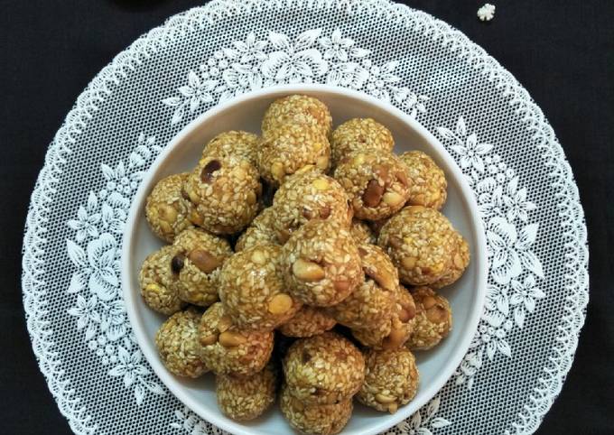 Step-by-Step Guide to Make Delicious TILAACHE LAADOO (Sesame Laddoo)