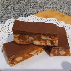 A picture of Caramel Peanut Bar.