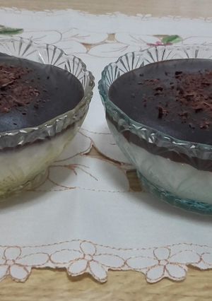 Foto principal de Natillas de leche de coco y chocolate