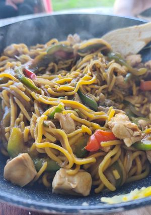 Una foto de Chop Suey con Fideos