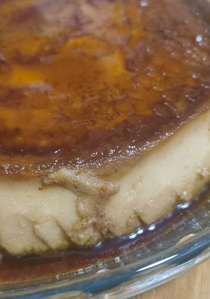 Una foto de Flan de Turrón