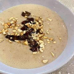 A picture of Pimped Up Instant Porridge with Maple Syrup.
