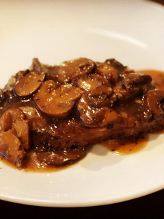 A picture of Mushroom Gravy Sauce for Steak.
