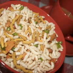 A picture of Jhaal Mudi.